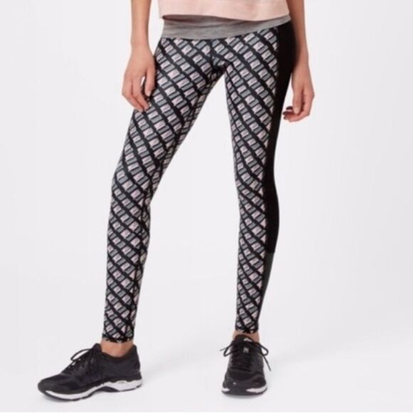 Sweaty Betty size large leggings very good use condition label has wear - Picture 1 of 11